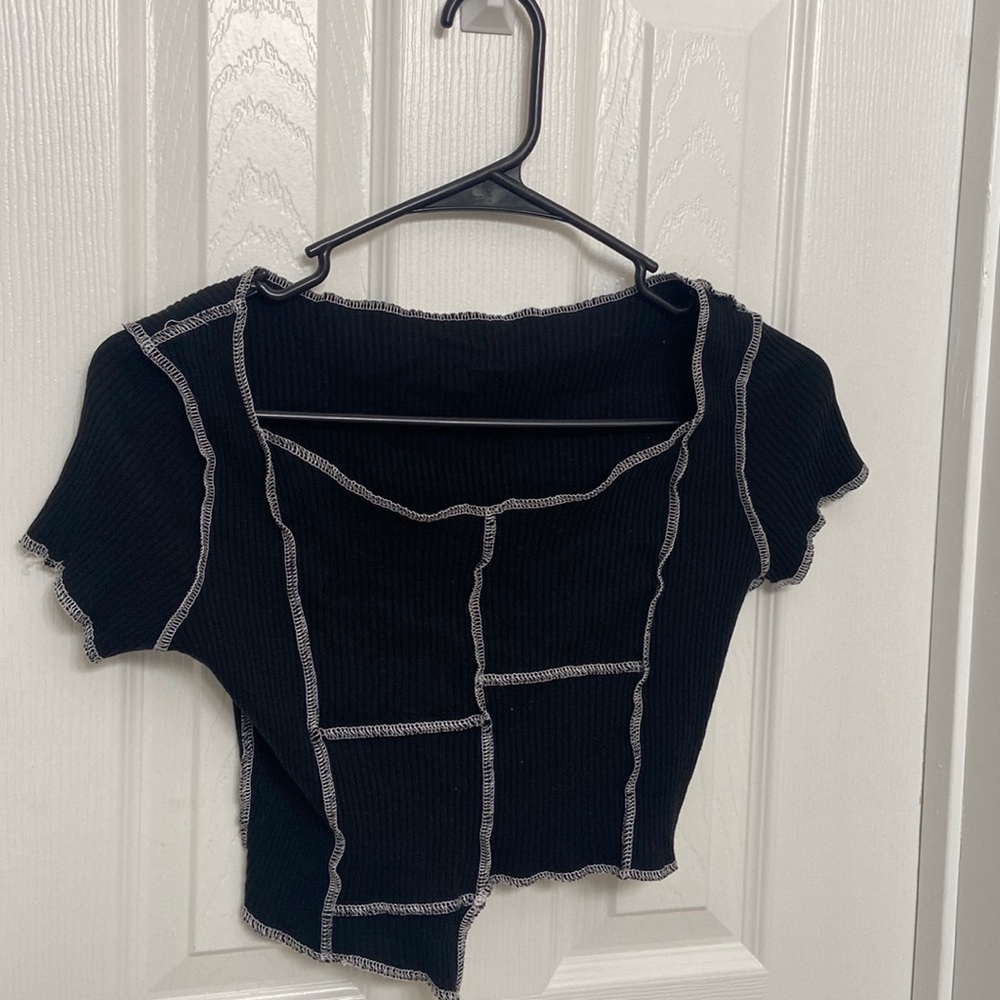 Black Shirt with White Seams | SHEIN